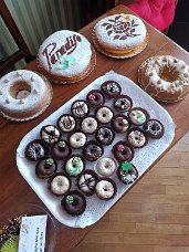 Torta paradiso orta di nocciole e donuts tutto GLUTEN FREE